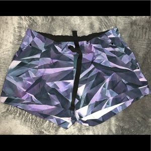 lululemon spring break away shorts 10